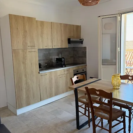 Apartment Au Centre Du Village Monacia-d'Aullene